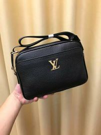 Picture of LV Mens Bags _SKUfw134077754fw